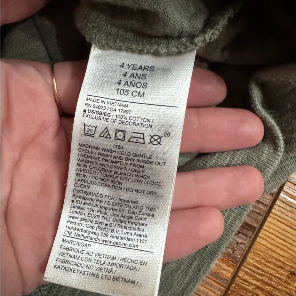 Gap - 4T Green Hoodie Sweater